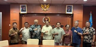 Jadi Narasumber Podcast PWI, Kepala Bakom RI Bahas Urgensi Perlindungan Media dan Regulasi Sosmed