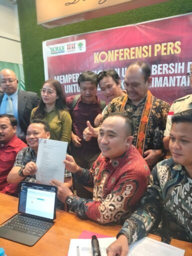 Memperjungakan Udara Yang Bersih Dan Sehat Di kalimantan Barat Saat KARHUTLA Melanda Memperjungakan Udara Yang Bersih Dan Sehat Di kalimantan Barat Saat KARHUTLA Melanda