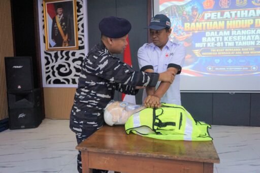 Bukan Sekedar Rekor, 900 Peserta Kodaeral I Belajar Jadi Penolong di Saat Genting Bukan Sekedar Rekor, 900 Peserta Kodaeral I Belajar Jadi Penolong di Saat Genting