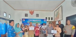 *SALURKAN BLT-DD KEPADA 10 KELUARGA: TEPAT SASARAN, TEPAT GUNA, DAN PENUH TANGGUNG JAWAB*