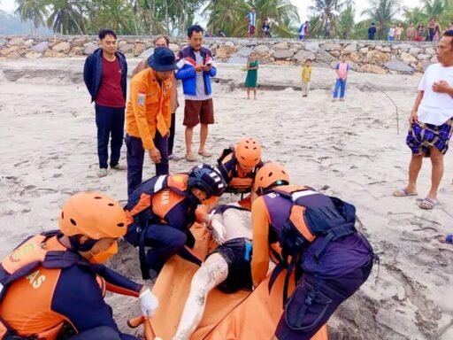 Remaja Hilang Selama Tiga Hari, Ditemukan di Perairan Pelabuhan Pekon Balam Remaja Hilang Selama Tiga Hari, Ditemukan di Perairan Pelabuhan Pekon Balam