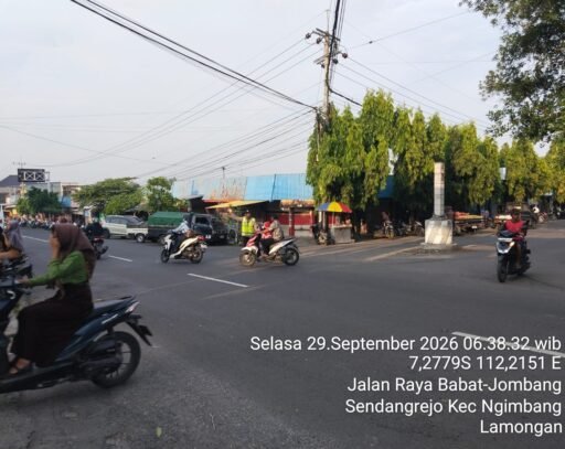 Demi Kelancaran Arus Lalu Lintas Polsek Ngimbang Secara Rutin Gelar Commanderwish Di Pagi Hari Demi Kelancaran Arus Lalu Lintas Polsek Ngimbang Secara Rutin Gelar Commanderwish Di Pagi Hari