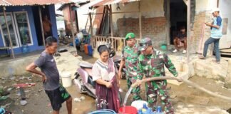 Bhakti TNI AD, Kodim 0201/Medan Salurkan Air Bersih untuk Warga Belawan
