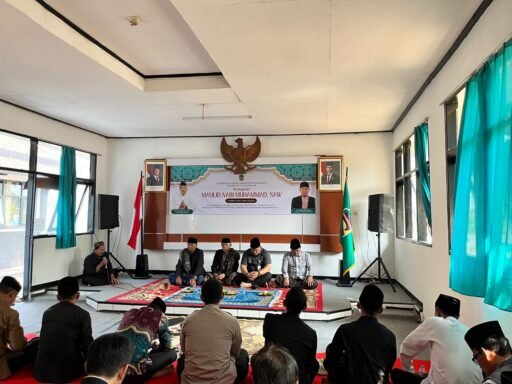 Maulid Nabi Kecamatan Pondoksalam Digelar Sederhana, Tekankan Keteladanan dan Sinergitas Pemerintahan Maulid Nabi Kecamatan Pondoksalam Digelar Sederhana, Tekankan Keteladanan dan Sinergitas Pemerintahan