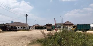 Warga Keluhkan Dugaan Gangguan Bau Limbah dan Aktivitas PT Muba Global Lestari, en