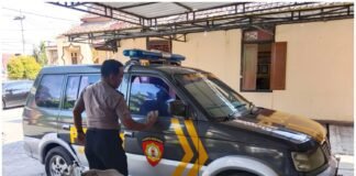 Secara Rutin Polsek Ngimbang Laksanakan Pengecekan Barang Inventaris dan Kebersihan Mapolsek Ngimbang
