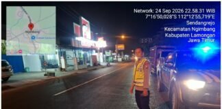Polsek Ngimbang Guna Cegah Dan Daya Tangkal 4C Gelar Patroli Blue Light Di Malam Hari