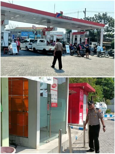 Polsek Ngimbang Gelar Patroli Harkamtibmas Sisir Beberapa Obyek Vital Di Wilayah Ngimbang Polsek Ngimbang Gelar Patroli Harkamtibmas Sisir Beberapa Obyek Vital Di Wilayah Ngimbang