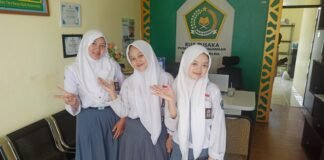 RPL 1 XII KUA Majalaya, Citra Nur Rohimah, Dheya Nuraeni, Ani Nurdiani SMK Pasundan Majalaya Kab. Bandung