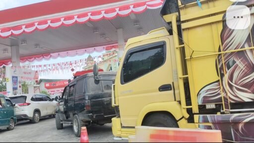 Pihak SPBU Pekalongan & Pertamina Belum berikan Hak Jawab atas Dugaan Penimbunan Minyak Subsidi. Pihak SPBU Pekalongan & Pertamina Belum berikan Hak Jawab atas Dugaan Penimbunan Minyak Subsidi.