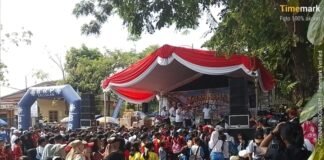 Hari Koperasi ke-79 di Tulungagung: Ribuan Warga Padati Alun-Alun, Jalan sehat