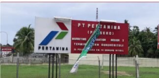 Manajer Pertamina Gunungsitoli Bungkam Saat Dikonfirmasi Kelangkaan BBM & LPG, Di Nias Barat
