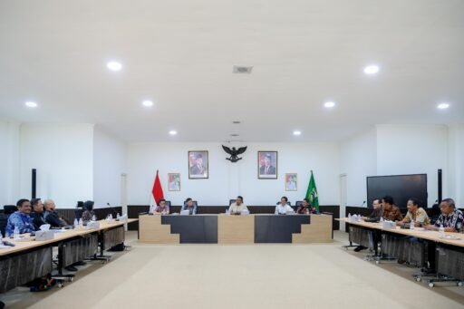 Andra Soni Dorong Pesta Rakyat Ciledug Jadi Pengungkit Ekonomi UMKM Andra Soni Dorong Pesta Rakyat Ciledug Jadi Pengungkit Ekonomi UMKM