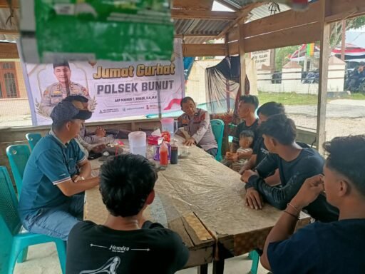 Gelar Jumat Curhat, Polsek Bunut Ajak Pemuda waspada Bahaya Judi Online dan Narkoba Gelar Jumat Curhat, Polsek Bunut Ajak Pemuda waspada Bahaya Judi Online dan Narkoba