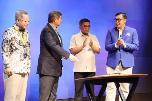 Di Hadapan Hashim, Andra Soni Ungkap Kemajuan Banten Menuju Indonesia Emas 2045 Di Hadapan Hashim, Andra Soni Ungkap Kemajuan Banten Menuju Indonesia Emas 2045