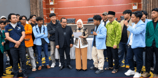 Purwakarta Bergerak Kembali Kepung DPRD, Desak BK Tegas dan Tantang Tes Urine Anggota Dewan