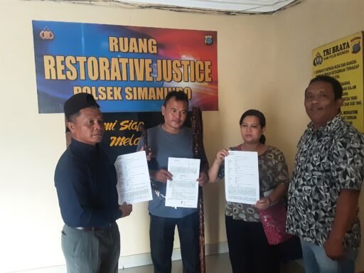 R Wendeilyna Simarmata, Paralegal Yang Dampingi Para Pihak, Tercapai Restorative Justice Di Polsek Simanindo R Wendeilyna Simarmata, Paralegal Yang Dampingi Para Pihak, Tercapai Restorative Justice Di Polsek Simanindo
