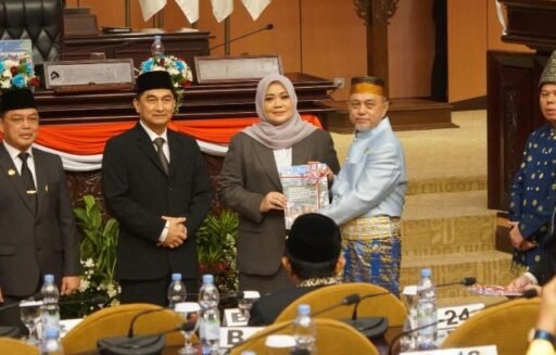 Wagub NTB Hadiri Sidang DPD RI, Aspirasi Daerah Diperkuat di Tingkat Nasional Wagub NTB Hadiri Sidang DPD RI, Aspirasi Daerah Diperkuat di Tingkat Nasional