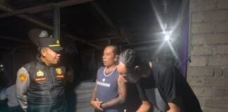 AKP Rosyadi Pimpin Patroli Imbangan Ops Mandalika Rinjani, 25 Botol Tuak Diamankan