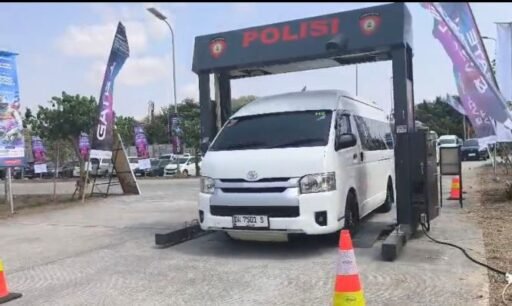 Pintu Masuk MotoGP Diperketat Polda NTB Kerahkan Pemindai Mobil X-Ray hingga Secdoor Pintu Masuk MotoGP Diperketat Polda NTB Kerahkan Pemindai Mobil X-Ray hingga Secdoor