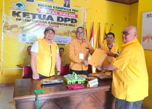 H. Eftiyani, SH Resmi Ambil Formulir, Siap Bawa DPD Golkar PALI Menuju Era Baru 2026-2031. H. Eftiyani, SH Resmi Ambil Formulir, Siap Bawa DPD Golkar PALI Menuju Era Baru 2026-2031.
