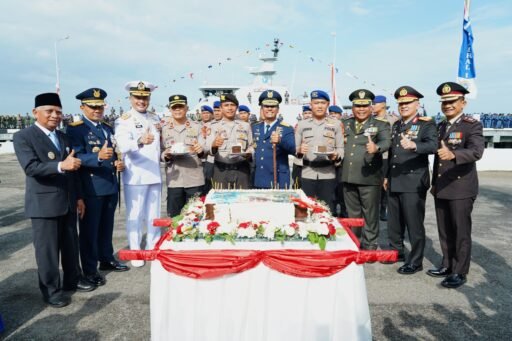 Kasdam I/BB Hadiri Upacara HUT ke – 81 TNI di Belawan Kasdam I/BB Hadiri Upacara HUT ke – 81 TNI di Belawan