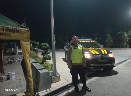 Pastikan Wilayah Ngimbang Kondusif Polsek Ngimbang Gelar Patroli Harkamtibmas Blue Light 4C Pastikan Wilayah Ngimbang Kondusif Polsek Ngimbang Gelar Patroli Harkamtibmas Blue Light 4C
