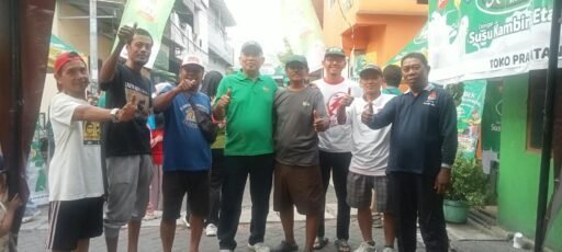 Semangat Guyub Warga Kemayoran Menggema dalam Grebek Karomah Insani Semangat Guyub Warga Kemayoran Menggema dalam Grebek Karomah Insani