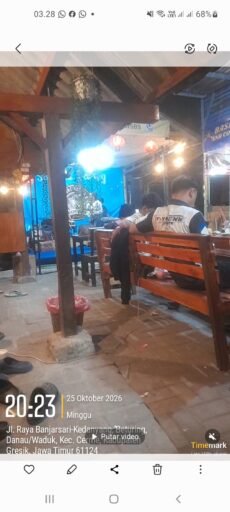 Warkop Senja di Jalan Banjarsari Cerme Gresik Terungkap Di Duga Menyediakan Karaoke Dan LC Warkop Senja di Jalan Banjarsari Cerme Gresik Terungkap Di Duga Menyediakan Karaoke Dan LC