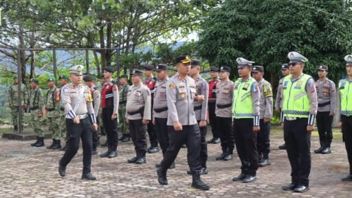 Wujudkan Kamseltibcar Lantas Polres Pakpak Bharat Gelar Pasukan Operasi Patuh Toba 2026 Wujudkan Kamseltibcar Lantas Polres Pakpak Bharat Gelar Pasukan Operasi Patuh Toba 2026
