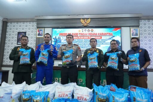 Polres Meranti Serahkan Kasus 25 Ton Beras Tanpa Sertifikat Karantina ke Balai Karantina Riau Polres Meranti Serahkan Kasus 25 Ton Beras Tanpa Sertifikat Karantina ke Balai Karantina Riau