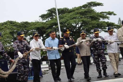 Menembus Batas Kepulauan, KRI Bung Karno – 369 Kawal Rupiah Menjangkau Pelosok Negeri Menembus Batas Kepulauan, KRI Bung Karno – 369 Kawal Rupiah Menjangkau Pelosok Negeri