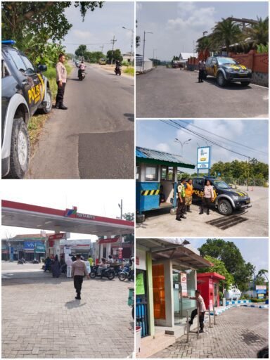 Intensifkan Patroli Harkamtipmas Polsek Ngimbang Sisir Beberapa Obyek Vital Di Wilayah Ngimbang Intensifkan Patroli Harkamtipmas Polsek Ngimbang Sisir Beberapa Obyek Vital Di Wilayah Ngimbang