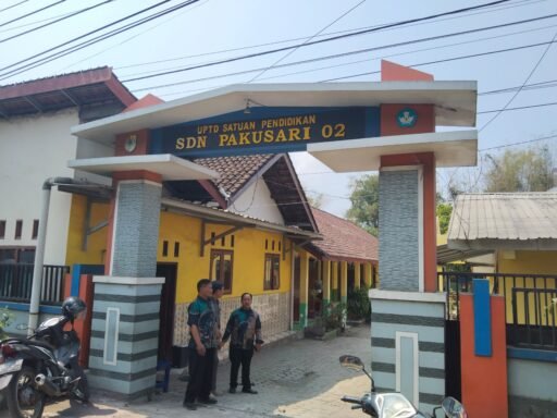 Puluhan Tahun Gunakan Bangunan Lama, SDN Pakusari 02 Kini Jalani Revitalisasi Puluhan Tahun Gunakan Bangunan Lama, SDN Pakusari 02 Kini Jalani Revitalisasi