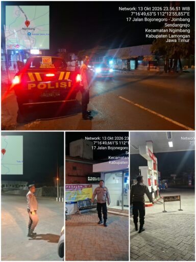 Polsek Ngimbang Gelar Patroli Blue Light Guna Menjaga Siskamtibmas Daerah Rawan Kriminal Di Wilayah Ngimbang Polsek Ngimbang Gelar Patroli Blue Light Guna Menjaga Siskamtibmas Daerah Rawan Kriminal Di Wilayah Ngimbang