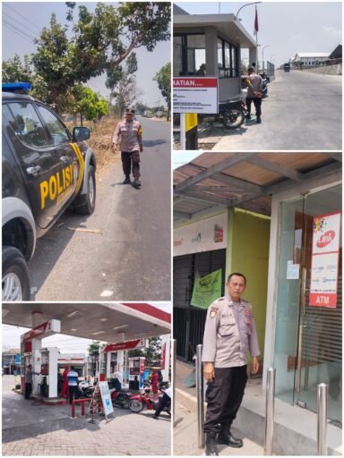 Intensifkan Patroli Harkamtipmas Polsek Ngimbang Sisir Beberapa Obyek Vital Di Wilayah Ngimbang Intensifkan Patroli Harkamtipmas Polsek Ngimbang Sisir Beberapa Obyek Vital Di Wilayah Ngimbang