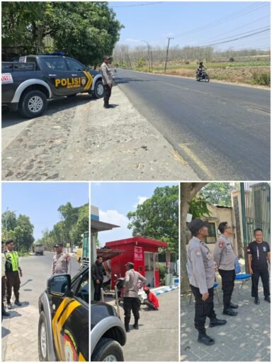 Polsek Ngimbang Gelar Patroli Harkamtibmas Guna Menjaga Guantibmas Daerah Rawan Kriminal Di Wilayah Ngimbang Polsek Ngimbang Gelar Patroli Harkamtibmas Guna Menjaga Guantibmas Daerah Rawan Kriminal Di Wilayah Ngimbang