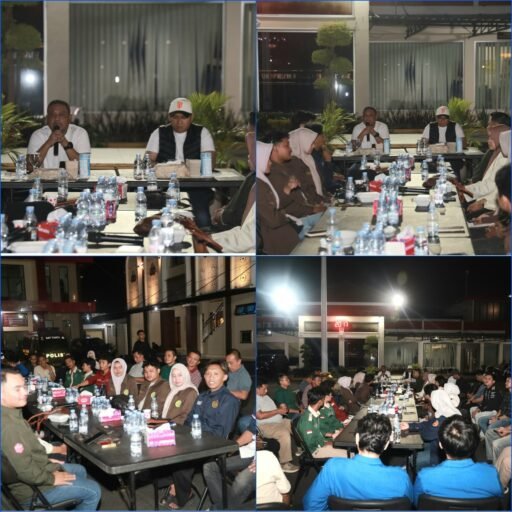 Ngopi Bareng Kapolres Jember, Polres dan Aliansi BEM Perkuat Dialog serta Komitmen Jogo Jember Ngopi Bareng Kapolres Jember, Polres dan Aliansi BEM Perkuat Dialog serta Komitmen Jogo Jember