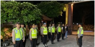 Polsek Ngimbang Gelar Apel Dan Patroli Rutin Gabungan Rayon IV (KRYD) Di Wilayah Hukum Polsek Ngimbang