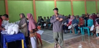 Pemdes Sindang Jaya Utamakan Musyawarah dalam Penyaluran Bantuan Beras bagi Warga yang Membutuhkan
