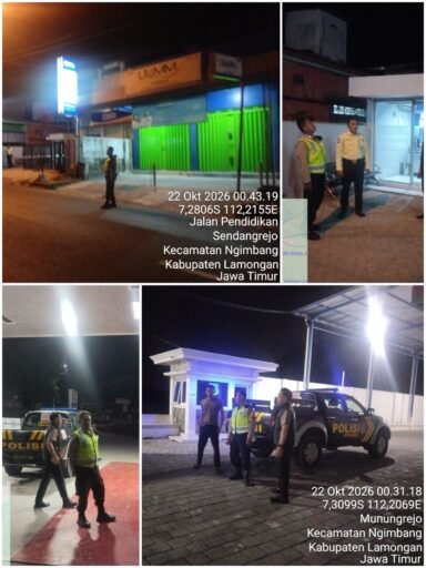 Polsek Ngimbang Guna Cegah Dan Daya Tangkal 4C Gelar Patroli Blue Light Di Wilayah Ngimbang Pada Malam Hari Polsek Ngimbang Guna Cegah Dan Daya Tangkal 4C Gelar Patroli Blue Light Di Wilayah Ngimbang Pada Malam Hari