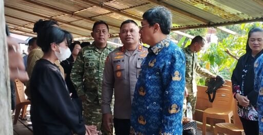 Kunjungan Kedukaan ke Personil Manggala Agni yang Gugur Saat Bertugas, ini Janji Bupati Kunjungan Kedukaan ke Personil Manggala Agni yang Gugur Saat Bertugas, ini Janji Bupati