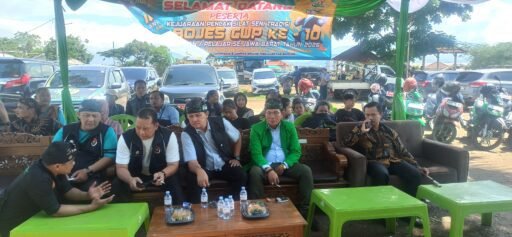 Asep Romy Romaya, SE. Tuan Rumah Kejuaraan Pencak Silat Seni Tradisi Bojes Cup Ke-10,Kampung BEDAS Tegalluar Asep Romy Romaya, SE. Tuan Rumah Kejuaraan Pencak Silat Seni Tradisi Bojes Cup Ke-10,Kampung BEDAS Tegalluar