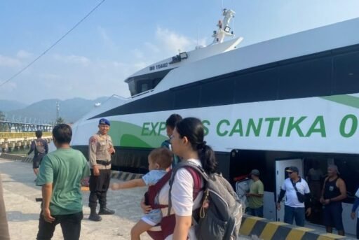 Satgas PAMWIL Ops Mandalika Rinjani 2026 Pantau Pelabuhan Bangsal Pemenang, Penyeberangan Aman dan Lancar Satgas PAMWIL Ops Mandalika Rinjani 2026 Pantau Pelabuhan Bangsal Pemenang, Penyeberangan Aman dan Lancar