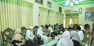 Kapolda NTB Hadir Beri Penghormatan untuk Almarhum TGH Turmudzi Badaruddin