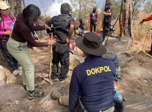 Dukung Pengamanan Mulang Pakelem di Rinjani, Dokkes Polda NTB Siaga Layani Kesehatan Dukung Pengamanan Mulang Pakelem di Rinjani, Dokkes Polda NTB Siaga Layani Kesehatan